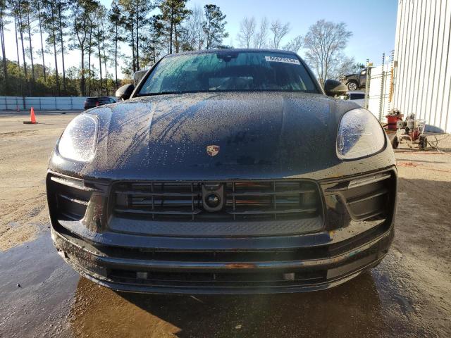 2024 Porsche Macan VIN WP1AA2A52RLB02370 COPART salvage auction — REAR END, SC - CERT OF TITLE-SALVAGE, sold $29,750 on 2025-03-17 (photo 5)
