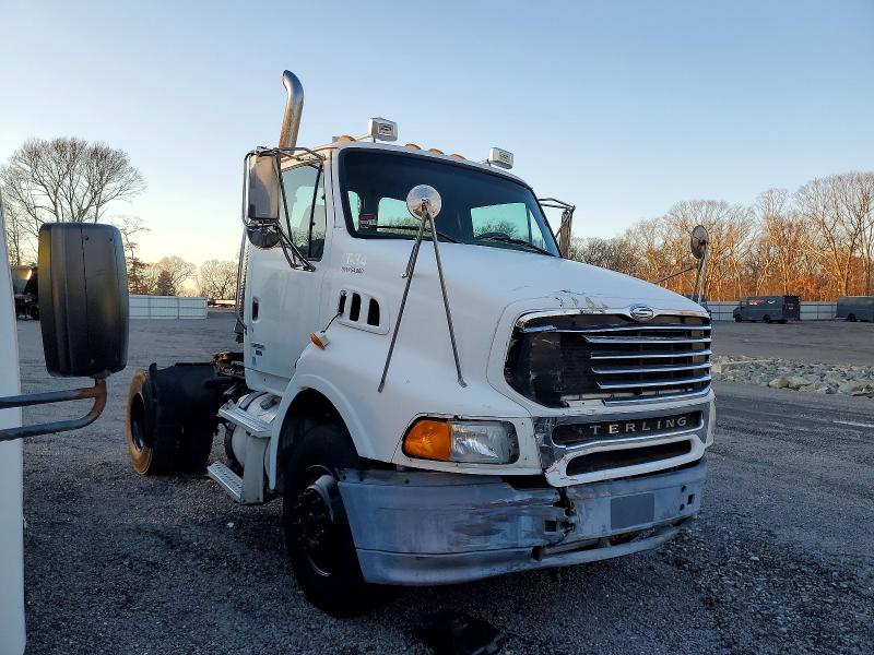 2007 Sterling All models VIN 2FWBA3CV67AW78670 COPART salvage auction — FRONT END, RS, sold $950 on 2026-07-14 (photo 1)