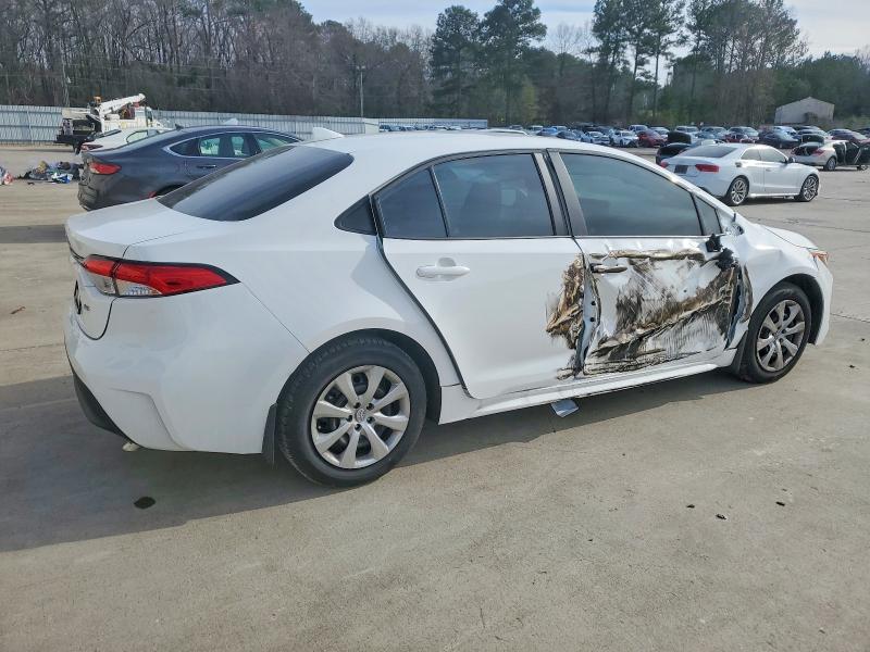 2026 Toyota Corolla VIN 5YFB4MDE8TP385702 COPART salvage auction — SIDE, Sc - Cert Of Title-Salvage, sold $7,600 on 2026-07-03 (photo 3)