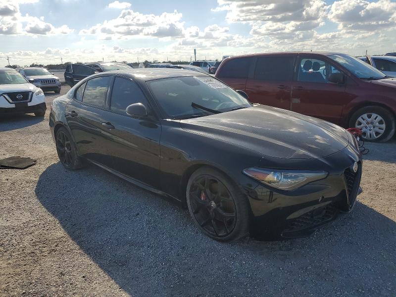 2019 Alfa romeo Giulia VIN ZARFAMAN4K7622772 COPART salvage auction — WATER/FLOOD, Fl - Cert Of Title-Slvg Rebld Flood, sold $4,800 on 2026-07-27 (photo 4)