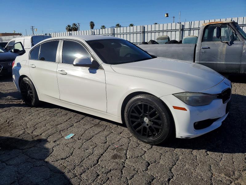 2015 BMW 3 series VIN WBA3C1C53FP854012 COPART salvage auction — MECHANICAL, Ca - Dis/Dlr/Exp Only Clean Title, sold $2,050 on 2026-07-30 (photo 4)