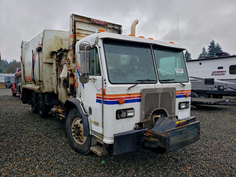 2006 Peterbilt All models VIN 1NPZLD9X46D716710 COPART salvage auction — MINOR DENT/SCRATCHES, FL - CERTIFICATE OF DESTRUCTION, sold $1,400 on 2026-07-31 (photo 1)