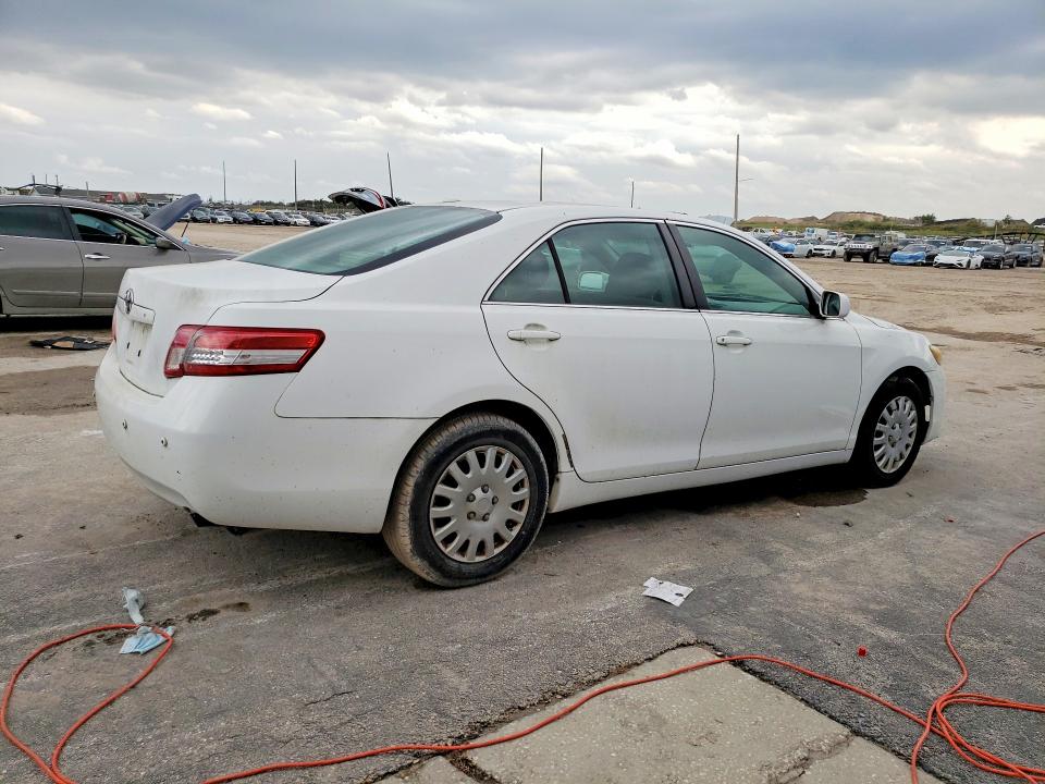 2010 Toyota Camry VIN 4T1BF3EK3AU552679 COPART salvage auction — MINOR DENT/SCRATCHES, Fl - Certificate Of Title (P), sold $1,250 on 2026-07-02 (photo 3)