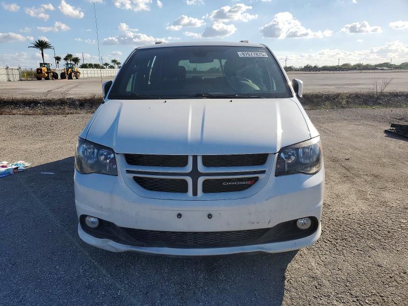 2019 Dodge Caravan VIN 2C4RDGEG5KR737150 COPART salvage auction — WATER/FLOOD, Fl - Certificate Of Destruction, sold $1,900 on 2026-08-05 (photo 5)