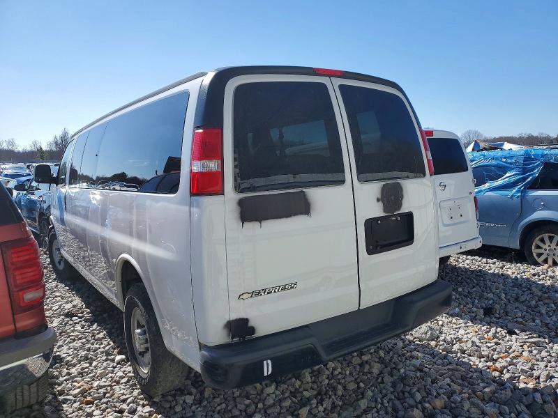 2019 Chevrolet Express VIN 1GAZGNFP5K1311577 COPART salvage auction — MINOR DENT/SCRATCHES, Al - Certificate Of Title (P), sold $5,200 on 2026-07-30 (photo 2)