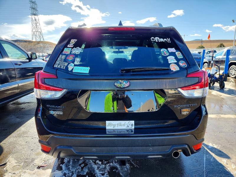 2023 Subaru Forester VIN JF2SKAMC1PH526020 COPART salvage auction — FRONT END, Wy - Dis/Dlr/Exp Only Salvage Title, sold $5,600 on 2026-08-31 (photo 6)