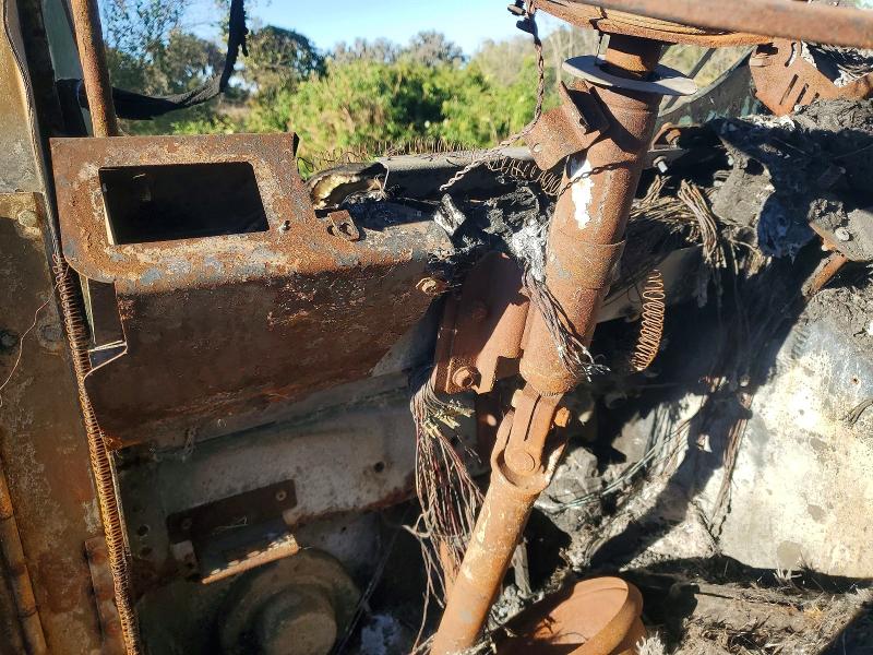2014 Mack Unknown VIN 1M2AV04C1EM010932 COPART salvage auction — BURN, CD, sold $1,550 on 2026-07-10 (photo 7)