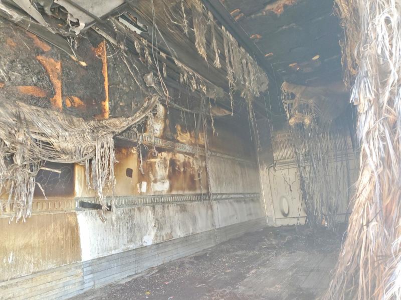 2023 Utility 16 trailer VIN 1UYVS1282P2686907 COPART salvage auction — BURN, NE - CERT OF TITLE-SALVAGE, sold $30 on 2026-07-28 (photo 5)