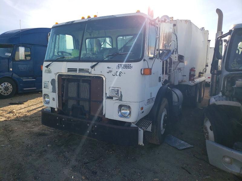 2007 Autocar llc Unknown VIN 5VCDC6MF77H204822 COPART salvage auction — MINOR DENT/SCRATCHES, ID - CERT OF TITLE-JUNK, sold $1,500 on 2026-07-30 (photo 2)