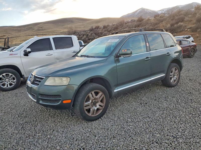 2005 Volkswagen Touareg VIN WVGZM77L25D023831 COPART salvage auction — MINOR DENT/SCRATCHES, Nv - Certificate Of Title, sold $400 on 2026-08-06 (photo 1)