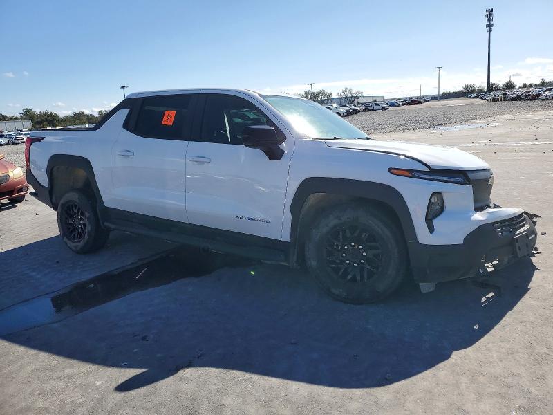 2024 Chevrolet All models VIN 1GC10VEL0RU201729 COPART salvage auction — FRONT END, Ut - Certificate Of Title, sold $16,500 on 2026-07-20 (photo 4)