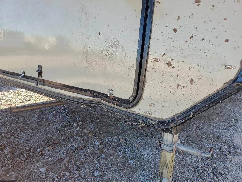 2017 Jayc O fifth wh VIN 1UJCJ0BV2H1RG0165 COPART salvage auction — PARTIAL REPAIR, OK - CERT OF TITLE-SALVAGE, sold $12,700 on 2026-07-29 (photo 9)