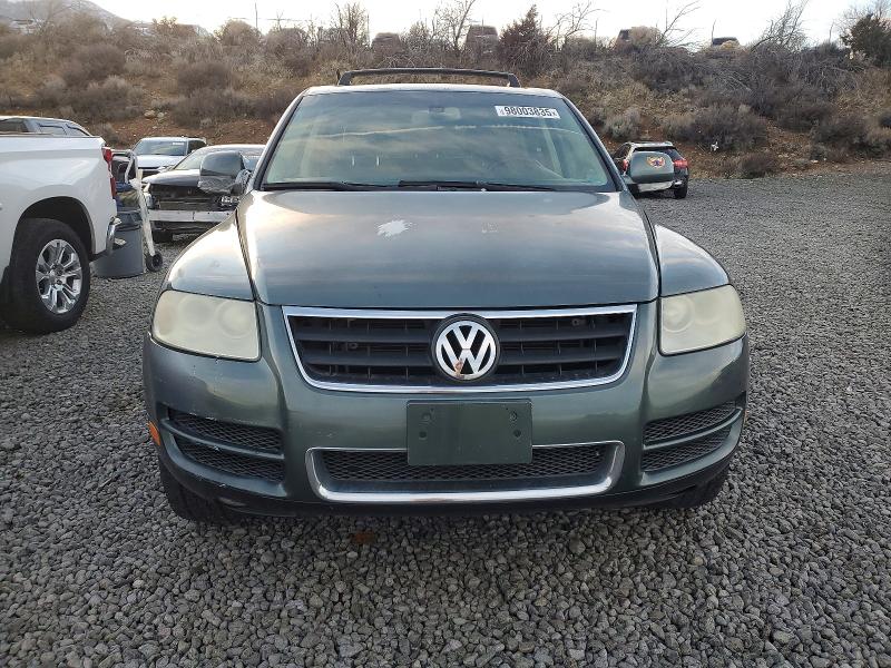2005 Volkswagen Touareg VIN WVGZM77L25D023831 COPART salvage auction — MINOR DENT/SCRATCHES, Nv - Certificate Of Title, sold $400 on 2026-08-06 (photo 5)