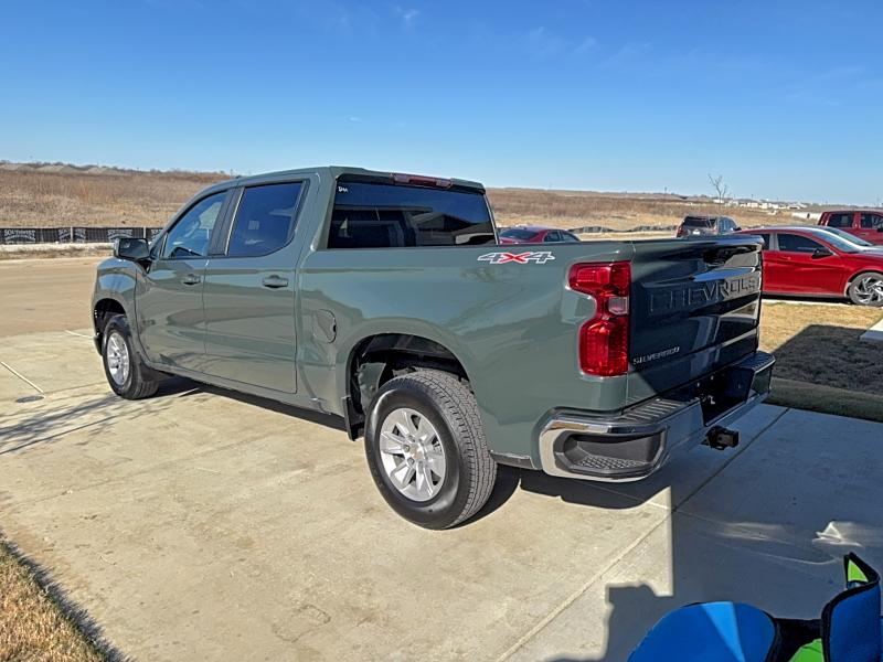 2025 Chevrolet Silverado VIN 1GCUKDED8SZ171415 COPART salvage auction — Normal Wear, TX - CERTIFICATE OF TITLE (P), sold $17,800 on 2026-02-23 (photo 3)