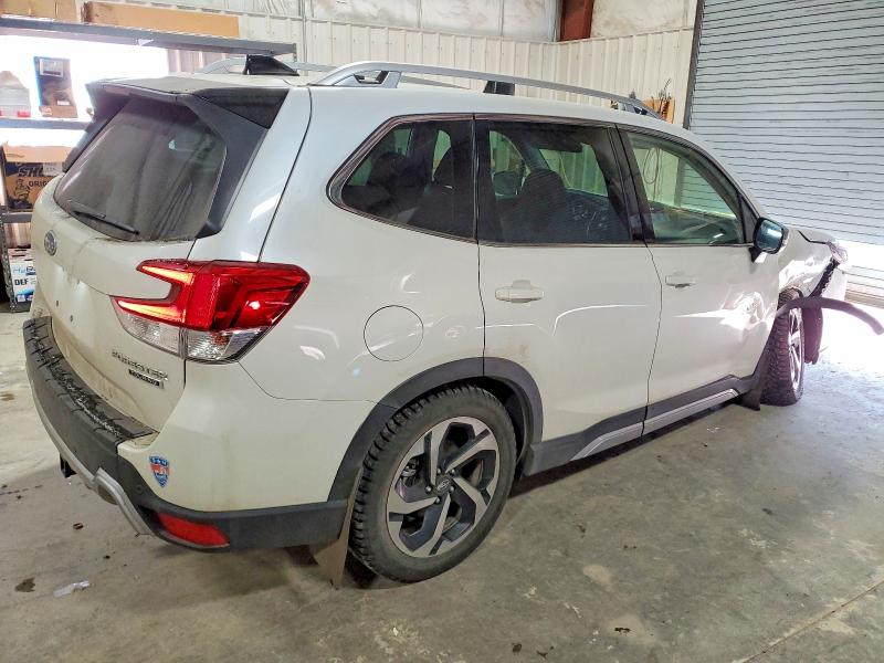 2024 Subaru Forester VIN JF2SKAMC9RH403858 COPART salvage auction — SIDE, Id - Salvage Certificate Of Title, sold $600 on 2026-07-21 (photo 3)