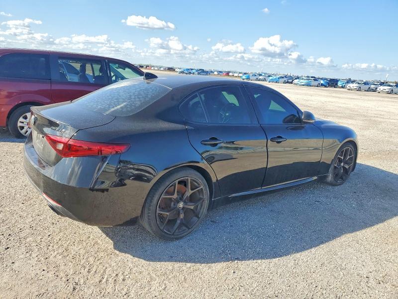 2019 Alfa romeo Giulia VIN ZARFAMAN4K7622772 COPART salvage auction — WATER/FLOOD, Fl - Cert Of Title-Slvg Rebld Flood, sold $4,800 on 2026-07-27 (photo 3)