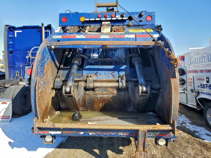 2012 Mack Unknown VIN 1M2AV04C8CM008706 COPART salvage auction — MECHANICAL, CY, sold $1,500 on 2026-07-30 (photo 6)