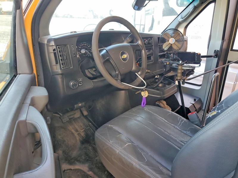 2011 Chev Express VIN 1GB3G3BG8B1174307 COPART salvage auction — NORMAL WEAR, PA - CERT OF TITLE, sold $2,500 on 2026-07-28 (photo 8)