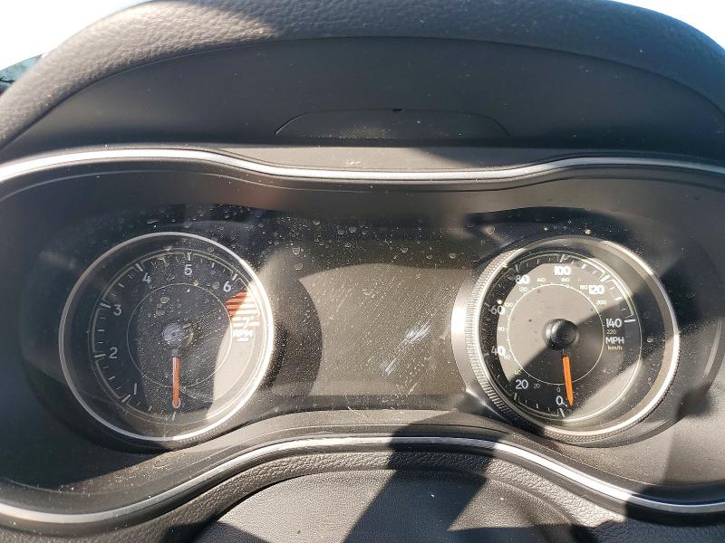 2019 Jeep Grand cher VIN 1C4PJLDB8KD123243 COPART salvage auction — WATER/FLOOD, Fl - Certificate Of Destruction, sold $4,900 on 2026-08-05 (photo 9)