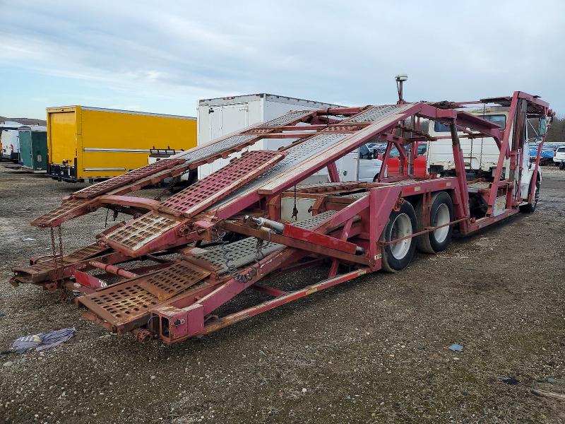 2001 Freightliner Trac/trail VIN 1FVHBGAS71HH26115 COPART salvage auction — MINOR DENT/SCRATCHES, CT, sold $3,000 on 2026-07-28 (photo 4)
