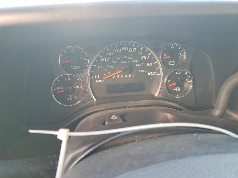 2011 Chev Express VIN 1GB3G3BG8B1174307 COPART salvage auction — NORMAL WEAR, PA - CERT OF TITLE, sold $2,500 on 2026-07-28 (photo 9)