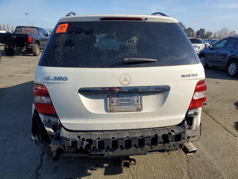 2010 Mercedes-benz M-class VIN 4JGBB2FB6AA612301 COPART salvage auction — REAR END, Ca - Dis/Dlr/Exp Only Clean Title, sold $1,000 on 2026-07-31 (photo 6)