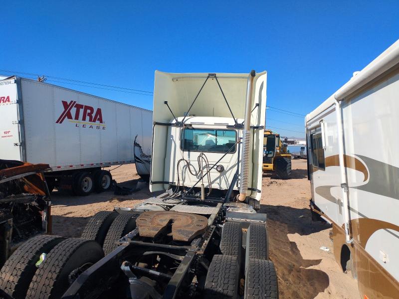 2014 Mack Cxu613 VIN 1M1AW02Y4EM041012 COPART salvage auction — NORMAL WEAR, NM - CERTIFICATE OF TITLE, sold $5,000 on 2026-07-30 (photo 9)