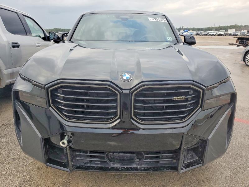 2025 BMW XM VIN 5YM23CS06S9Z37228 COPART salvage auction — Water/Flood, NJ - CERT OF TITLE-SALVAGE FLOOD, sold $83,500 on 2026-07-07 (photo 5)