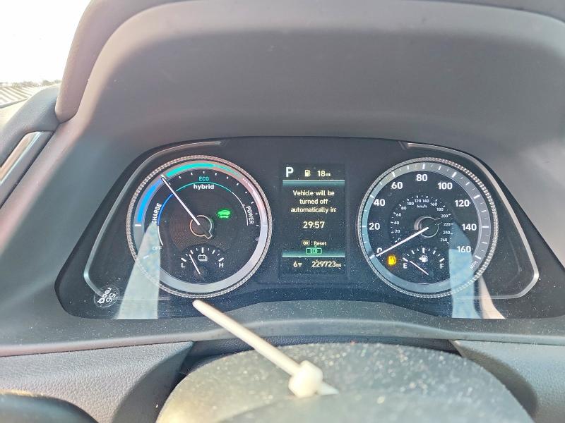 2023 Hyundai Sonata VIN KMHL24JJ2PA059217 COPART salvage auction — MINOR DENT/SCRATCHES, Ma - Certificate Of Title, sold $6,000 on 2026-07-15 (photo 9)