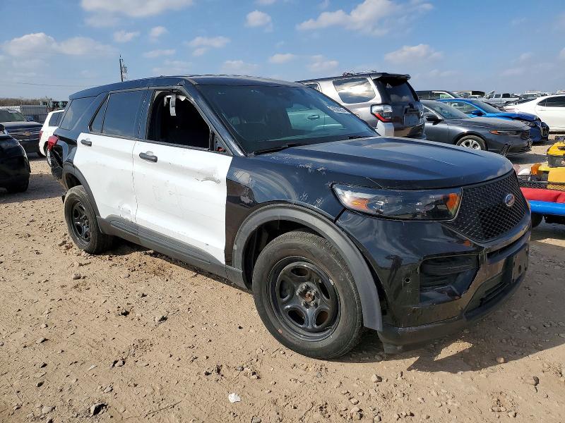 2024 Ford Explorer VIN 1FM5K8AB3RGA26784 COPART salvage auction — REAR END, Tx - Salvage Vehicle Title, sold $4,950 on 2026-07-09 (photo 4)