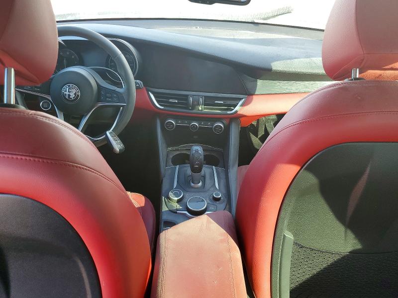 2019 Alfa romeo Giulia VIN ZARFAMAN4K7622772 COPART salvage auction — WATER/FLOOD, Fl - Cert Of Title-Slvg Rebld Flood, sold $4,800 on 2026-07-27 (photo 8)