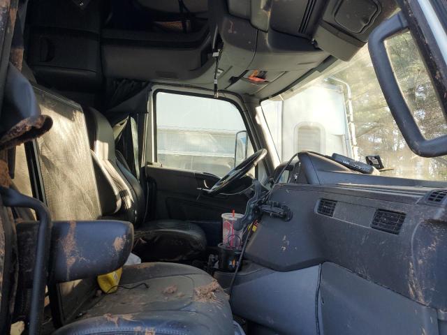 2023 International Lt625 VIN 3HSDZAPRXPN450426 COPART salvage auction — ROLLOVER, Id - Salvage Certificate Of Title, sold $20,300 on 2026-07-09 (photo 5)