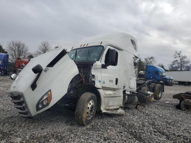 2018 Freightliner All other VIN 3AKJHHDR8JSJJ0893 COPART salvage auction — ALL OVER, SC, sold $225 on 2026-09-03 (photo 2)