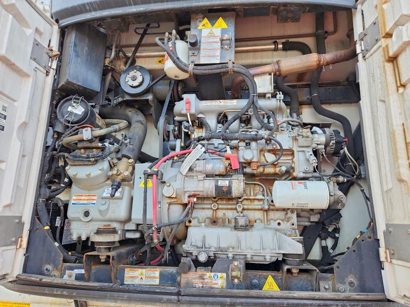 2022 Utility Refrigerat VIN 1UYVS1283N6560206 COPART salvage auction — MINOR DENT/SCRATCHES, CZ, sold $4,050 on 2026-07-07 (photo 9)