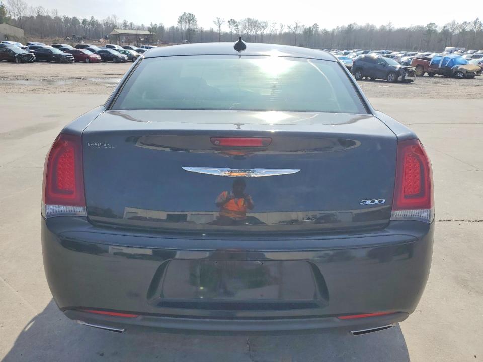 2019 Chrysler 300 VIN 2C3CCAAG9KH610522 COPART salvage auction — FRONT END, Sc - Cert Of Title-Salvage, sold $2,950 on 2026-07-02 (photo 6)
