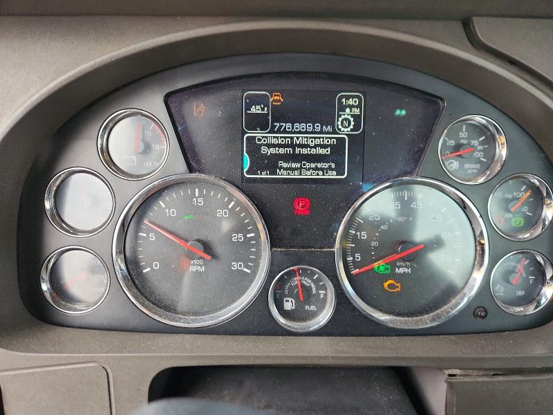 2016 Kenworth All other VIN 1XKYA48X7GJ496593 COPART salvage auction — NORMAL WEAR, IN - CERTIFICATE OF TITLE, sold $7,000 on 2026-07-29 (photo 8)