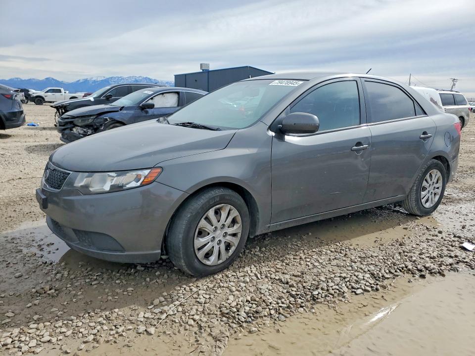 2013 Kia Forte VIN KNAFU4A22D5728432 COPART salvage auction — MECHANICAL, Ut - Certificate Of Title, sold $500 on 2026-07-28 (photo 1)