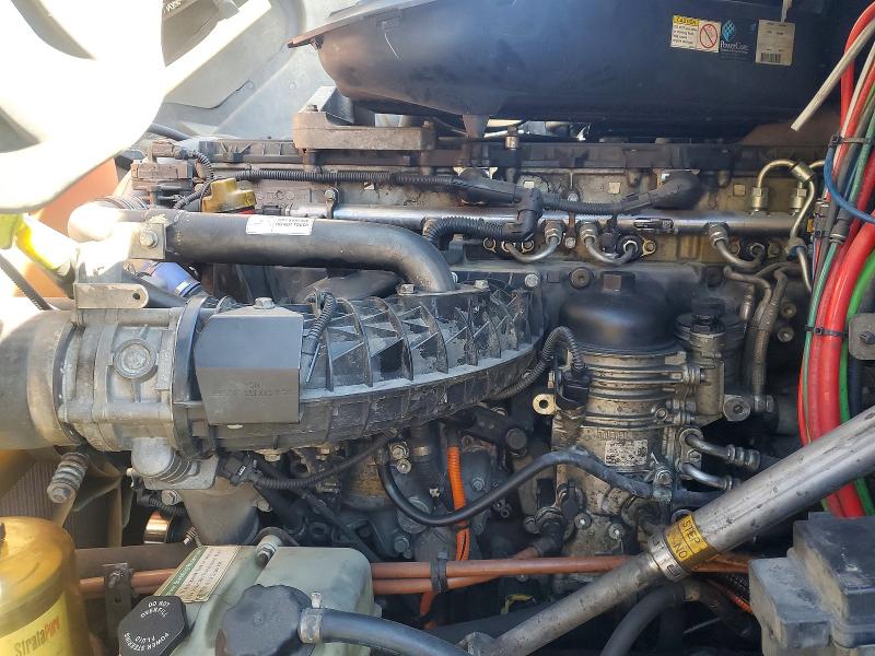 2016 Freightliner All other VIN 1FUBGEDV6GLHC5822 COPART salvage auction — MINOR DENT/SCRATCHES, IN - CERTIFICATE OF TITLE, sold $5,000 on 2026-07-29 (photo 7)