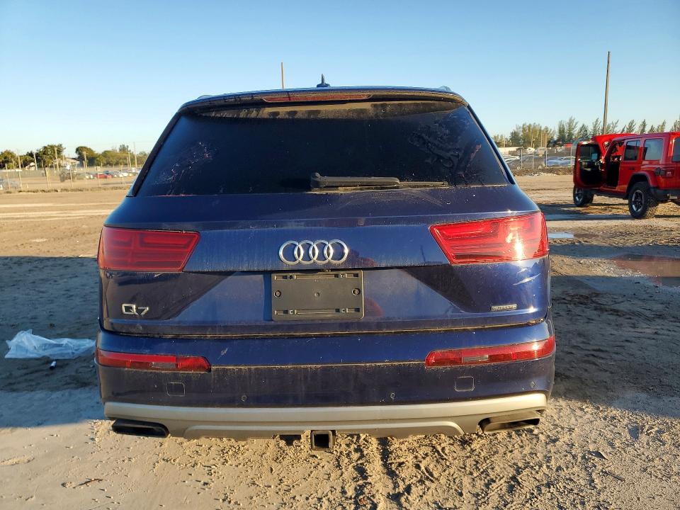 2019 Audi Q7 VIN WA1AAAF73KD045242 COPART salvage auction — WATER/FLOOD, Va - Cert Of Title-Flood, sold $6,900 on 2026-07-30 (photo 6)