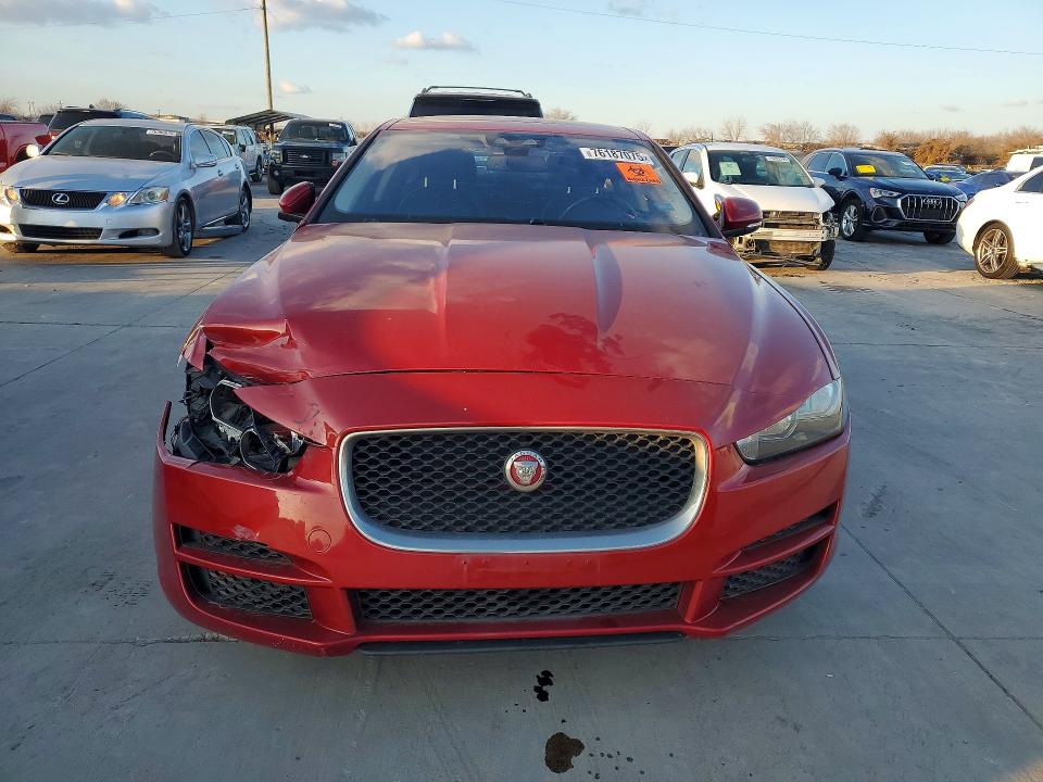 2018 Jaguar Xe VIN SAJAJ4FX2JCP37814 COPART salvage auction — WATER/FLOOD, Tx - Certificate Of Title, sold $3,550 on 2026-07-09 (photo 5)