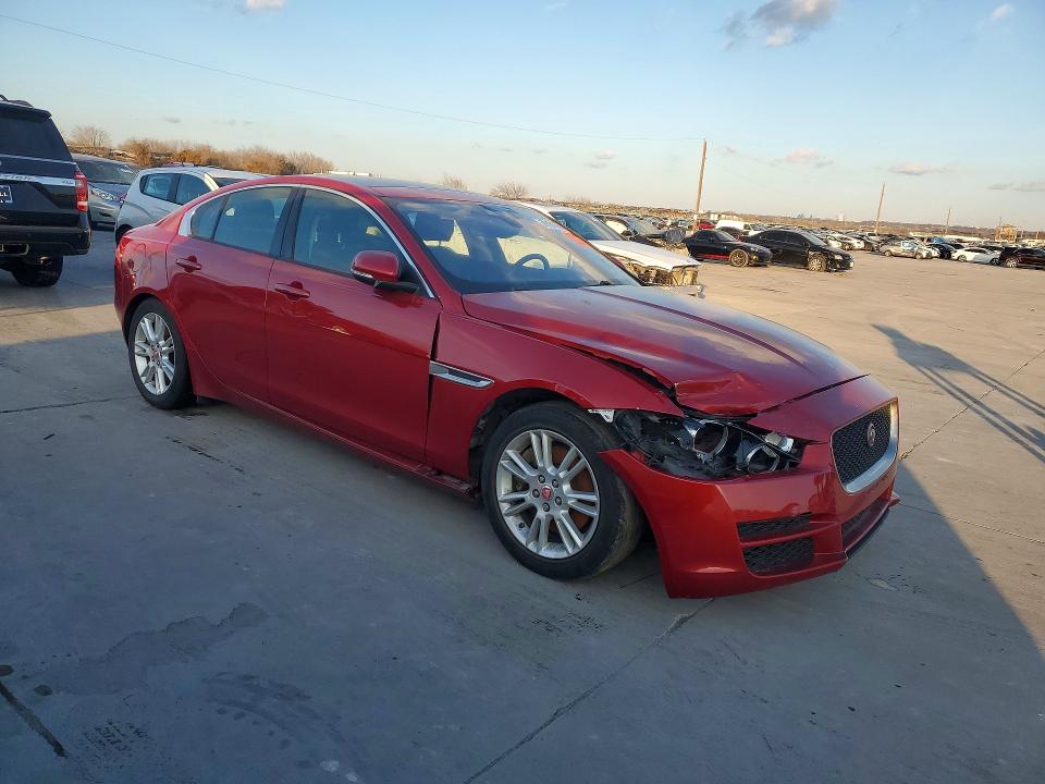 2018 Jaguar Xe VIN SAJAJ4FX2JCP37814 COPART salvage auction — WATER/FLOOD, Tx - Certificate Of Title, sold $3,550 on 2026-07-09 (photo 4)