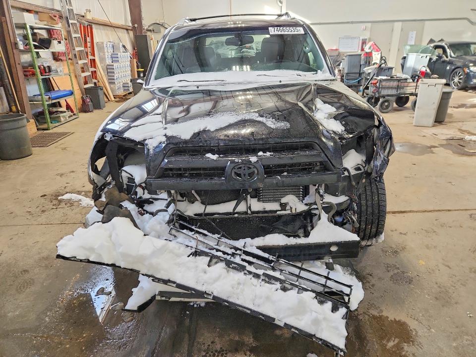 2004 Toyota truck/van 4runner VIN JTEBT17R240043251 COPART salvage auction — FRONT END, AB - BOS - SALVAGE, sold $250 on 2026-07-23 (photo 5)