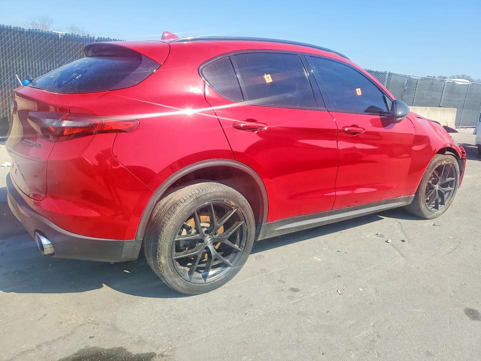 2021 Alfa romeo Stelvio VIN ZASPAJAN3M7C98236 COPART salvage auction — FRONT END, Fl - Certificate Of Destruction, sold $4,650 on 2026-07-30 (photo 3)