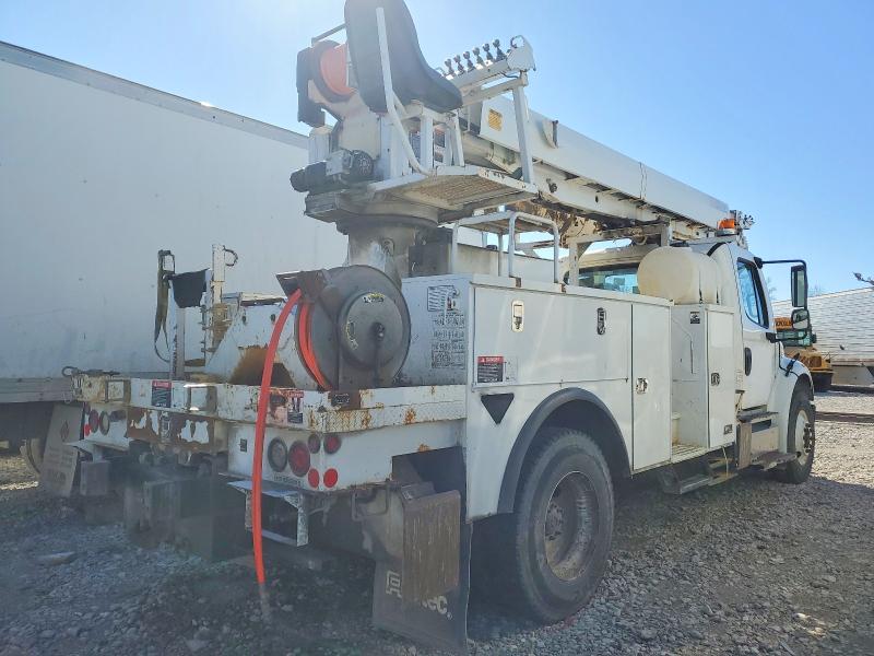2014 Freightliner All other VIN 1FVACXDT2EHFZ3076 COPART salvage auction — NORMAL WEAR, KY - CERTIFICATE OF TITLE (P), sold $38,000 on 2026-07-30 (photo 4)