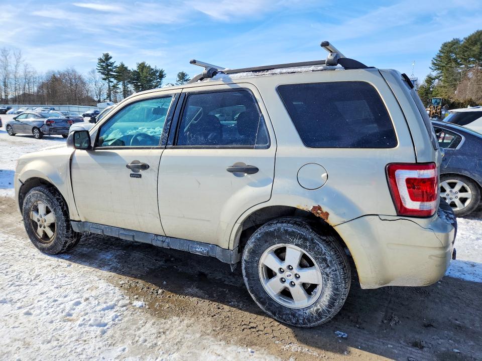 2012 Ford Escape VIN 1FMCU9DG4CKB84098 COPART salvage auction — MINOR DENT/SCRATCHES, Ma - Certificate Of Title, sold $800 on 2026-07-09 (photo 2)
