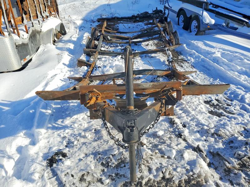 2000 Other All other VIN 1S422J119Y3008394 COPART salvage auction — BURN, QC - IRRECUPERABLE, sold $150 on 2026-08-11 (photo 8)