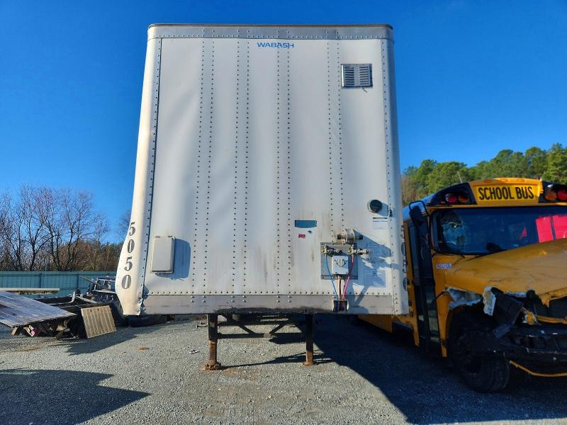 2024 Wabash Uk VIN 1JJV532DXRL438973 COPART salvage auction — ALL OVER, TX - SALVAGE VEHICLE TITLE, sold $1,625 on 2026-07-30 (photo 7)