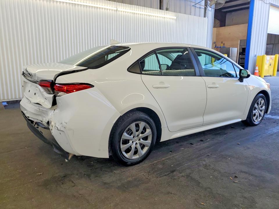 2024 Toyota Corolla VIN 5YFB4MDE7RP104255 COPART salvage auction — REAR END, FL - CERTIFICATE OF TITLE (P), sold $1,050 on 2026-07-30 (photo 3)