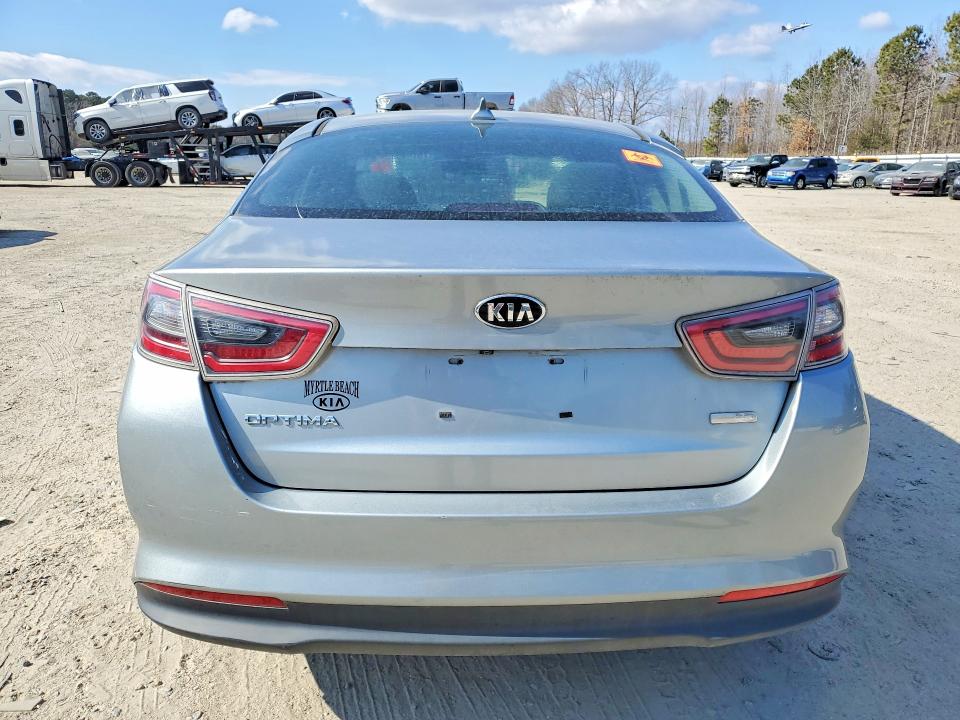 2015 Kia Optima VIN KNAGM4AD1F5089548 COPART salvage auction — MINOR DENT/SCRATCHES, Va - Certificate Of Title, sold $2,750 on 2026-07-09 (photo 6)