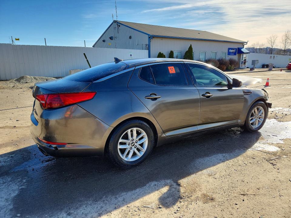 2011 Kia Optima VIN KNAGM4A76B5088545 COPART salvage auction — FRONT END, Ky - Bill Of Sale/Part Only/No Titl, sold $300 on 2026-07-13 (photo 3)